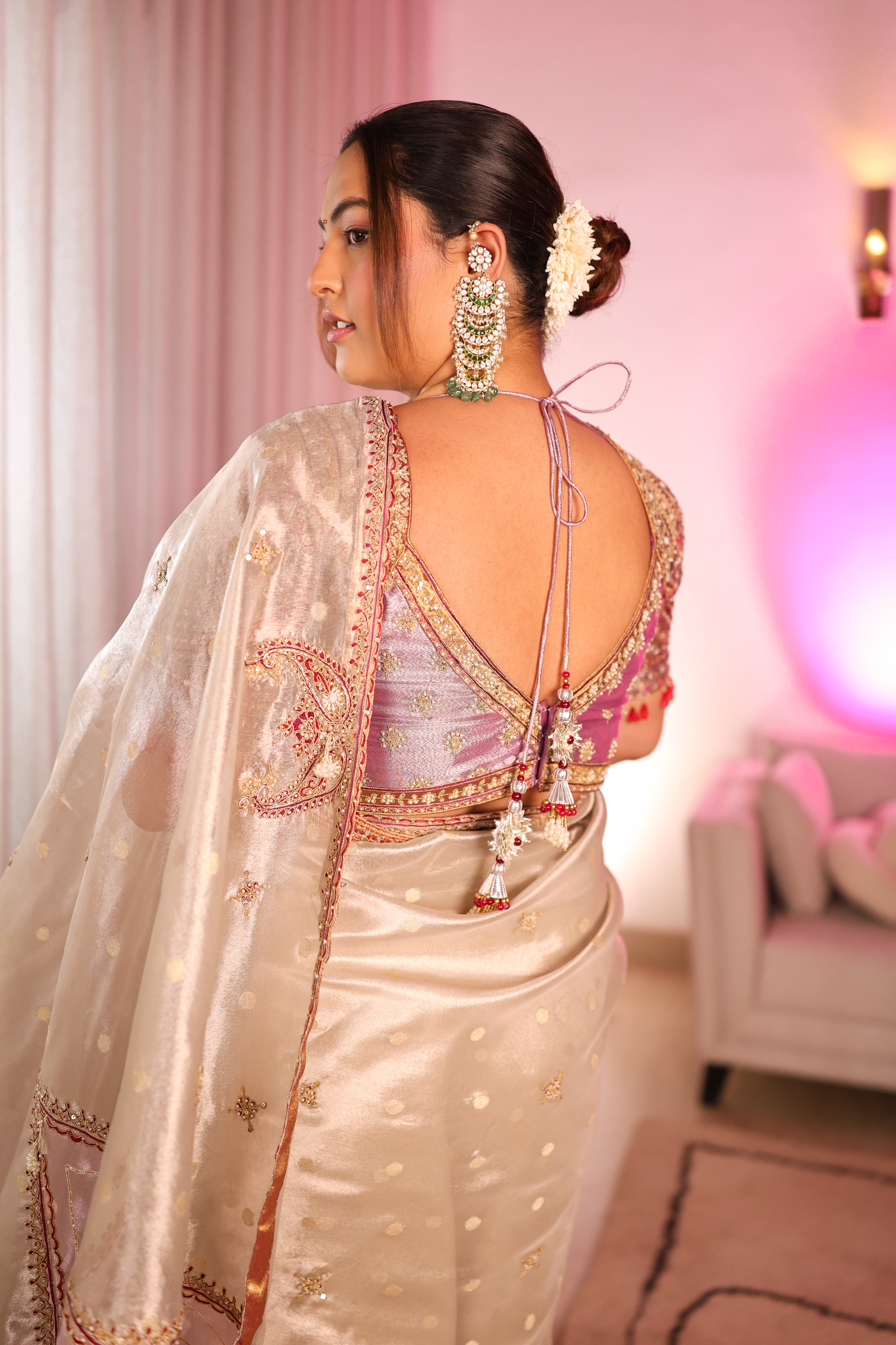 Sakshi Sindwani in Pearl gold silk zari tissue saree