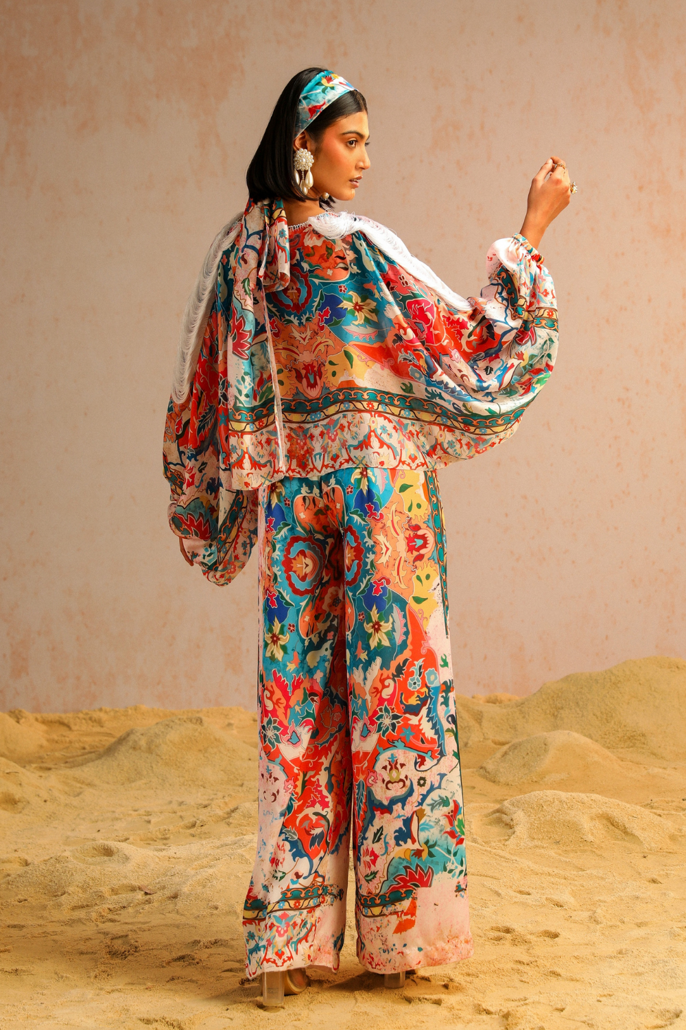 Ivory pants with balloon sleeve top