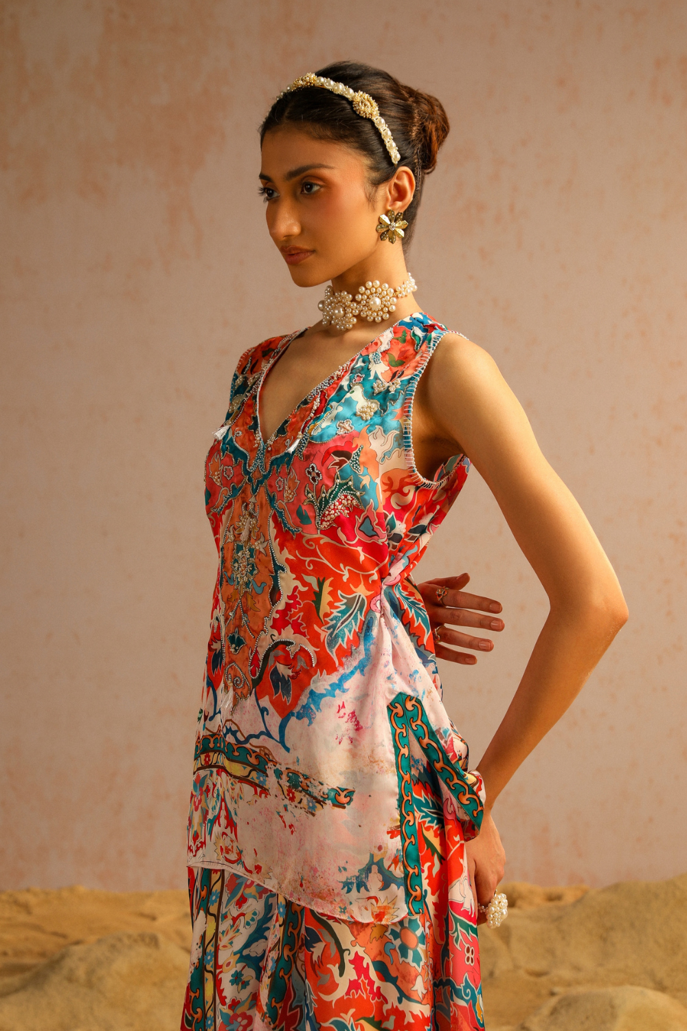 Ivory A-line pants with short kurti