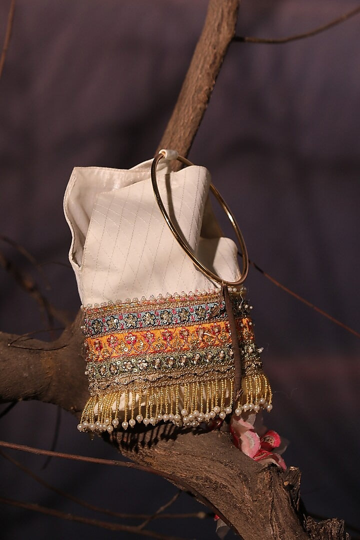 IVORY QUILTED POTLI BAG