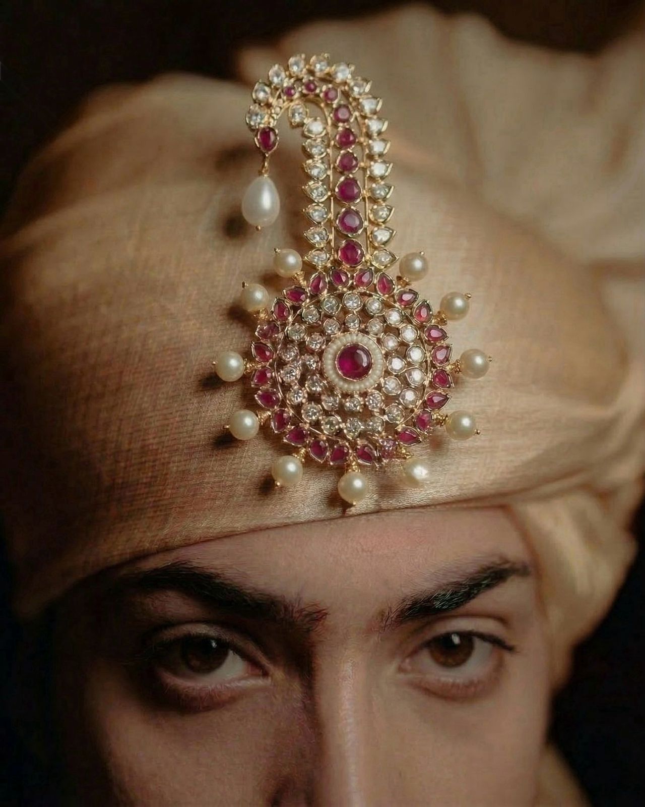 Royal Ruby Turban / Pocket Pin