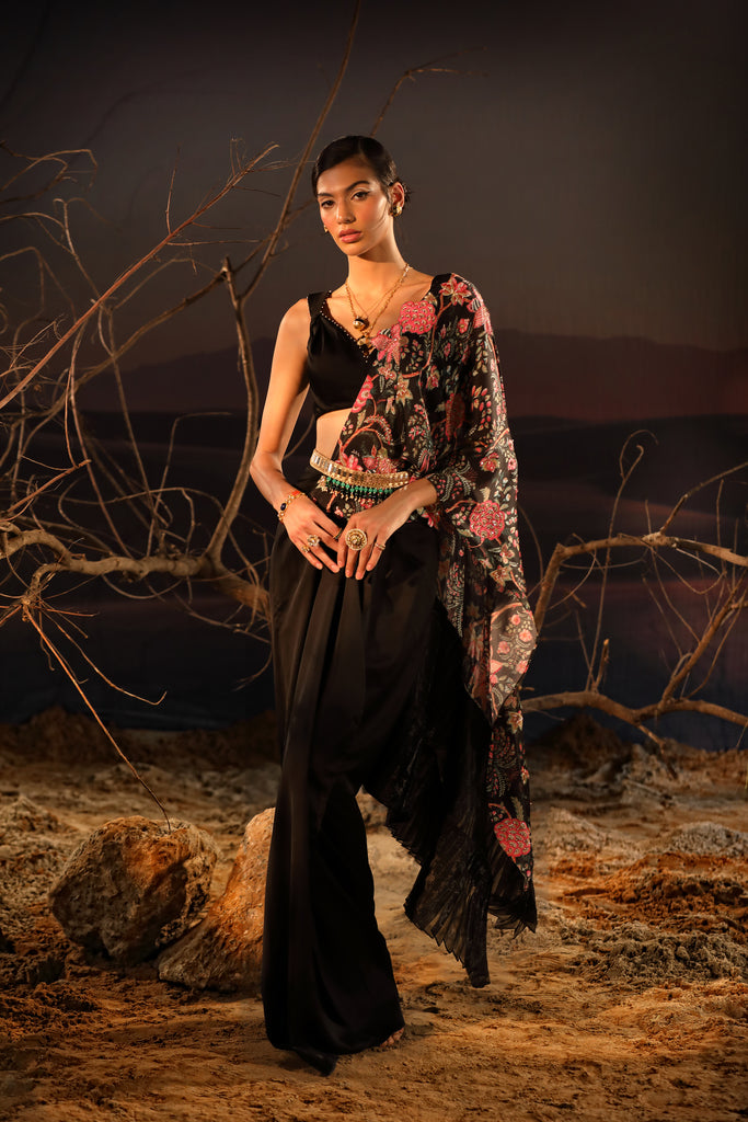 Women's Black Floral Printed Saree Set