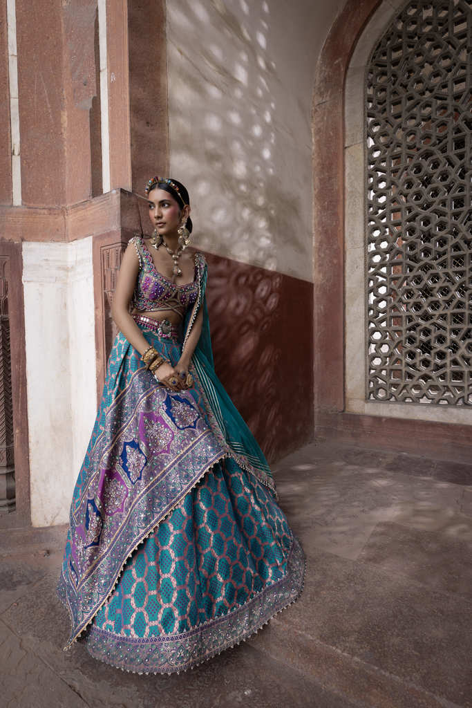 Women's Teal Bandhani Banarasi Lehenga Set 